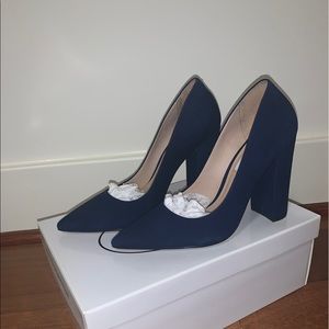 Steve Madden Primpy Heels in Navy